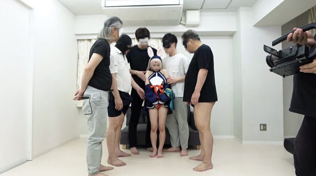 【ncyf00036】ちょっと足りない!?小さな女の子【コスイベはいつもお姉ちゃんと一緒】身長142cmミニボディを無限種付けガン突き教育6P大乱交に出ているAV女優さんは誰?無料で見る方法はある? 日翠こあ