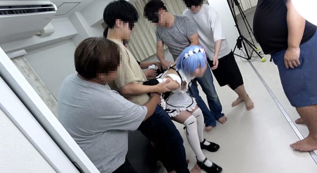 【ncyf00040】孕ませ特化 中出しザーメン18発 人生最大の超デカマラで腹ボコ制裁 上から目線でガチ高慢な美少女レイヤーがヨリ目発狂壮絶トランスでドM完堕ち 極限7P大乱交SEX 千石もなか