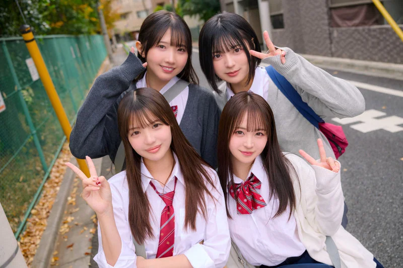 める＆ひかり＆もあ＆ゆみ（deaa030）佐藤愛瑠 巴ひかり 若月もあ 虹村ゆみ